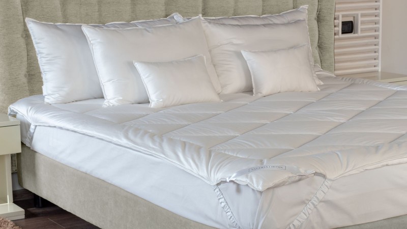 Silk Mattress Protector