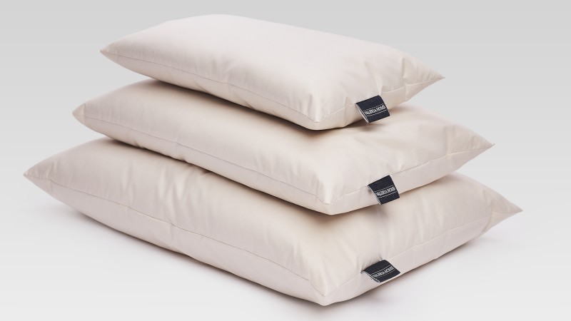 JUNIOR Silk Pillow 2